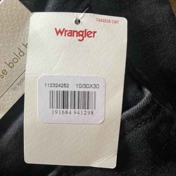 Women's WRANGLER HIGH RISE BOLD BOOT JEAN IN BLACK Size 10/30X30 NWT STRETCH - Picture 9 of 12